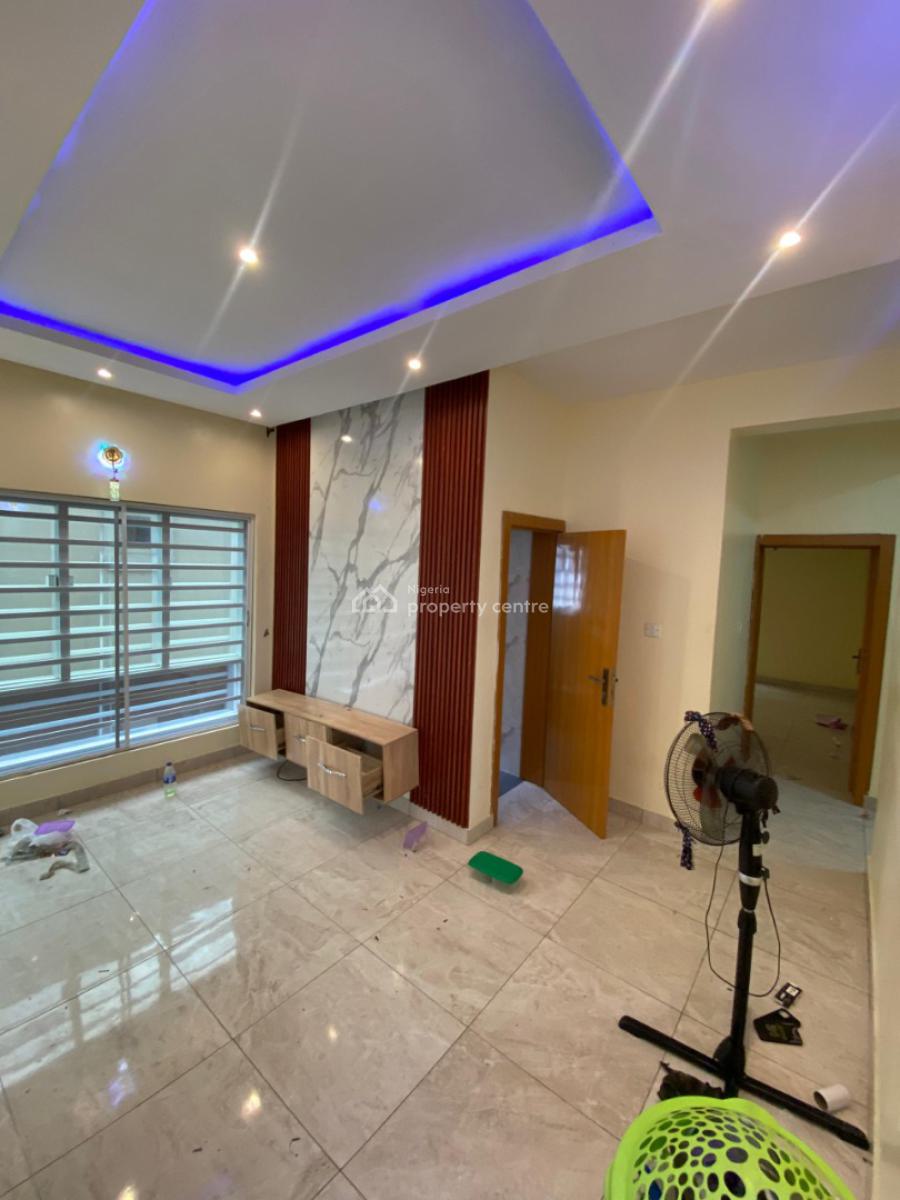 Lovely 2 Bedroom Apartment in a Secured Estate, Agungi, Lekki, Lagos, Agungi, Lekki, Lagos, Flat / Apartment for Rent