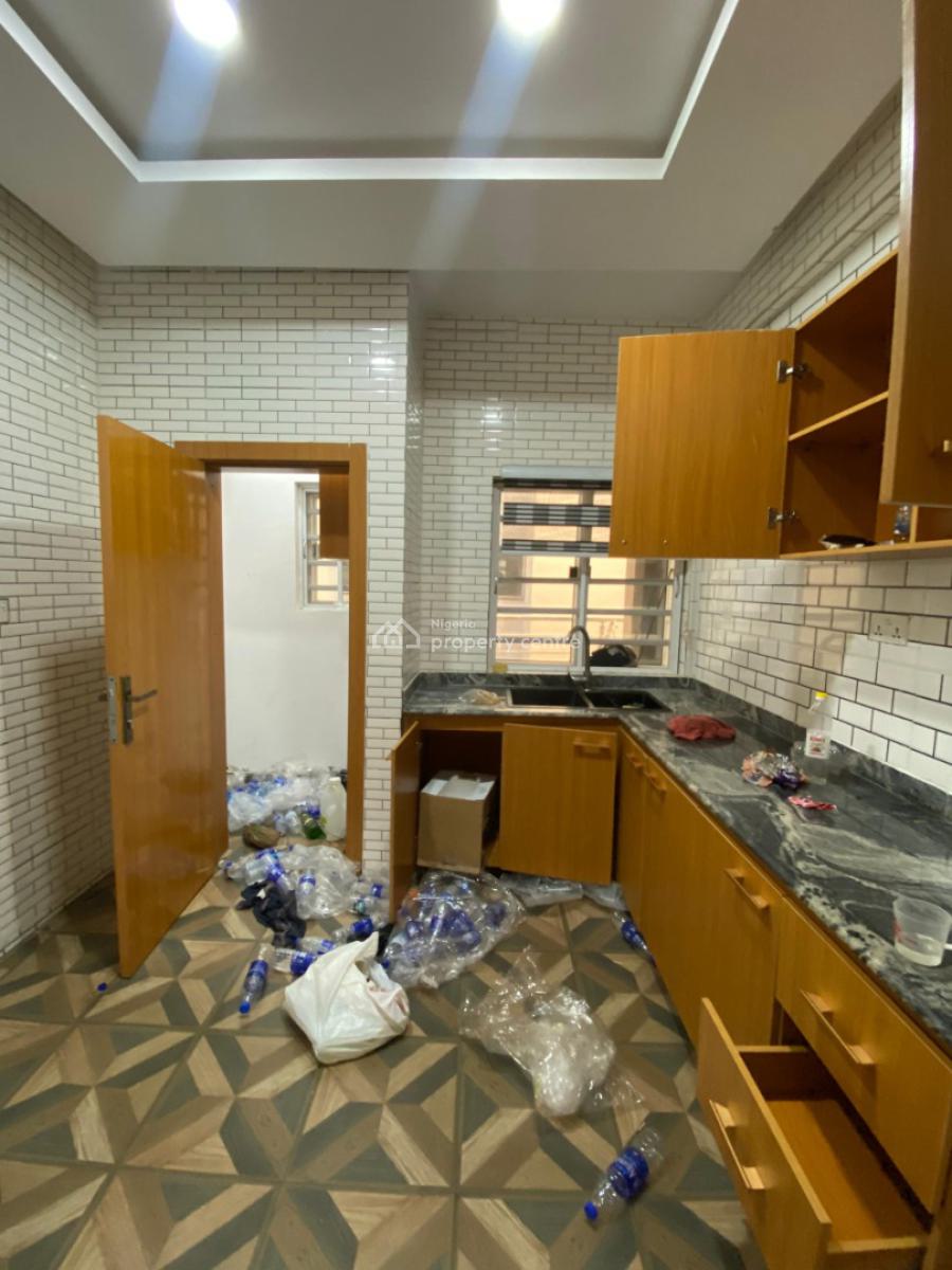 Lovely 2 Bedroom Apartment in a Secured Estate, Agungi, Lekki, Lagos, Agungi, Lekki, Lagos, Flat / Apartment for Rent