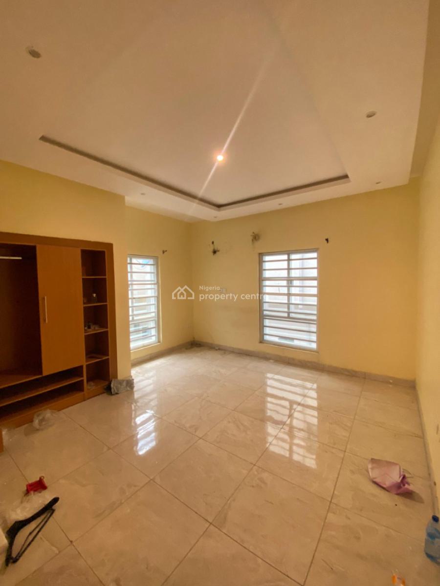 Lovely 2 Bedroom Apartment in a Secured Estate, Agungi, Lekki, Lagos, Agungi, Lekki, Lagos, Flat / Apartment for Rent