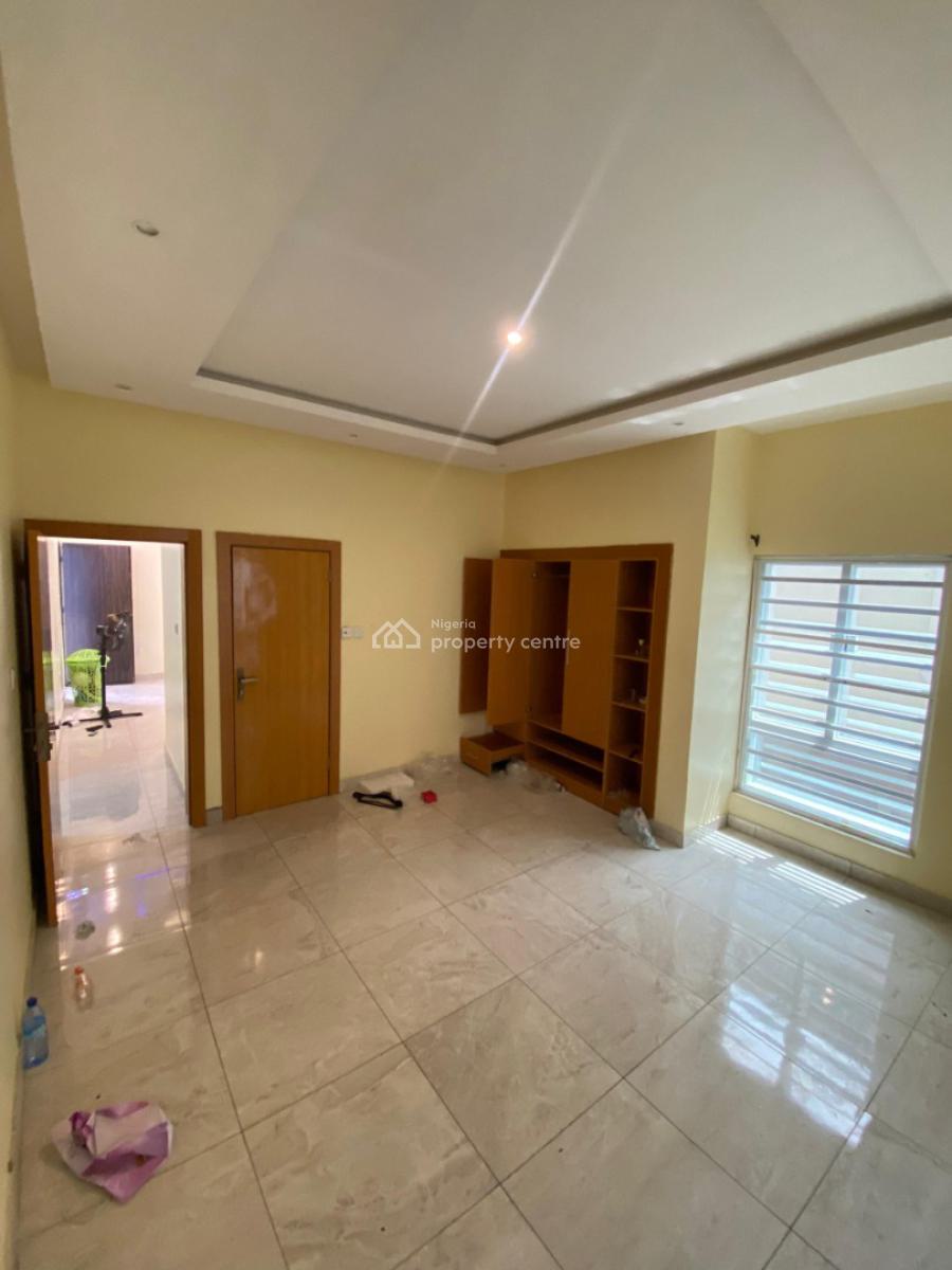 Lovely 2 Bedroom Apartment in a Secured Estate, Agungi, Lekki, Lagos, Agungi, Lekki, Lagos, Flat / Apartment for Rent