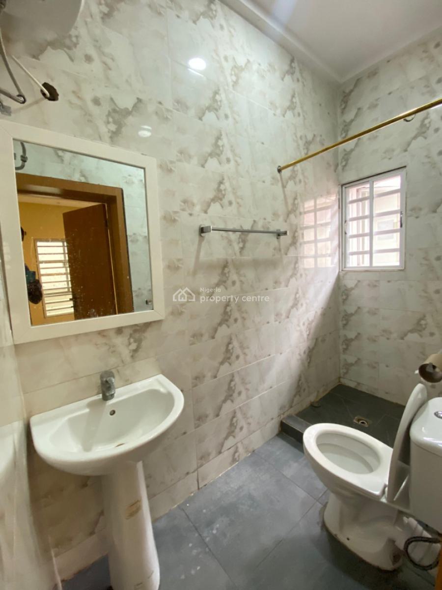 Lovely 2 Bedroom Apartment in a Secured Estate, Agungi, Lekki, Lagos, Agungi, Lekki, Lagos, Flat / Apartment for Rent