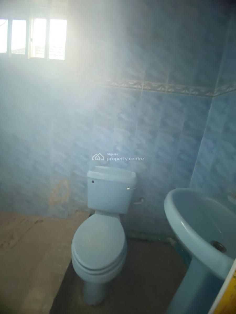 Luxury 2 Bedroom Apartment (upstairs) with Excellent Facilities, Sangotedo, Ajah, Ajah, Lagos, Flat / Apartment for Rent