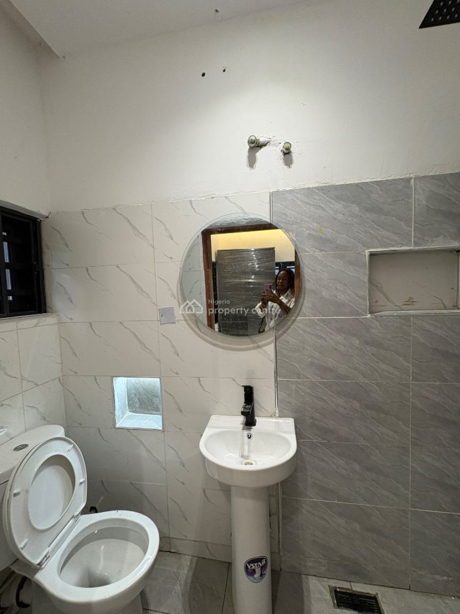 Luxury 2 Bedroom Apartment, in Between Osapa and Agungi, Osapa, Lekki, Lagos, Flat / Apartment for Rent