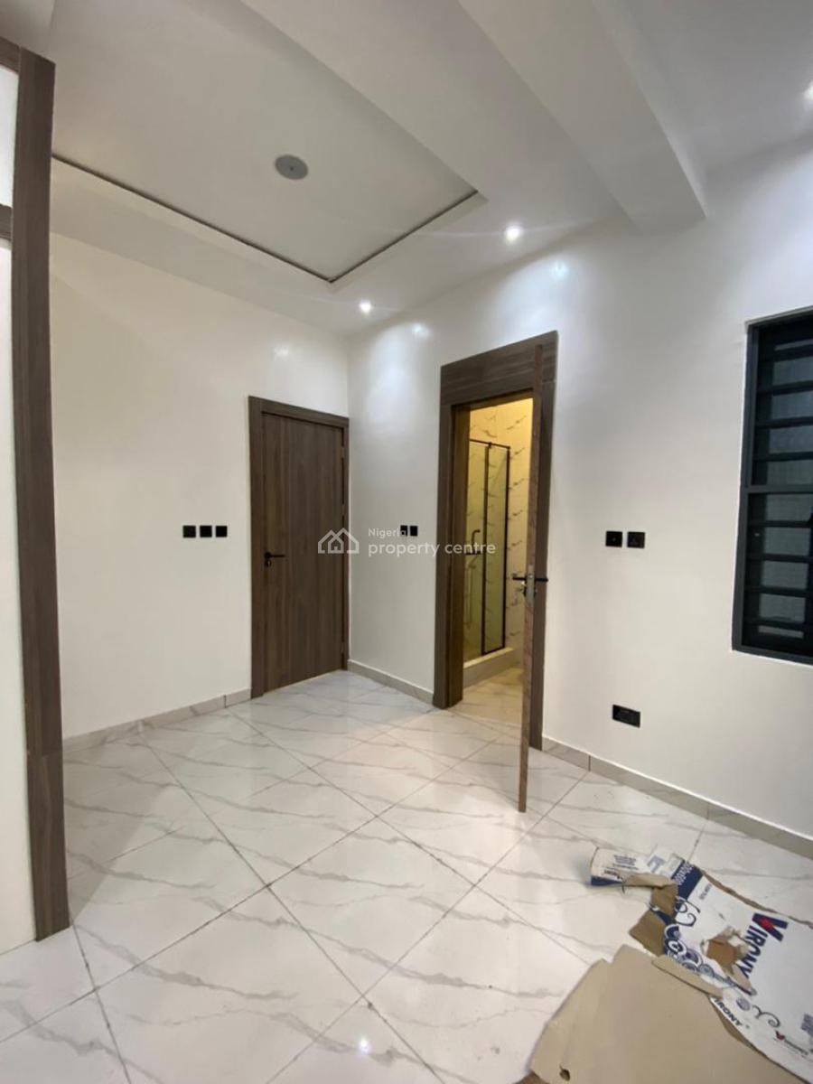 3 Bedroom Apartment, Lekki Phase 1, Lekki, Lagos, Flat / Apartment for Sale