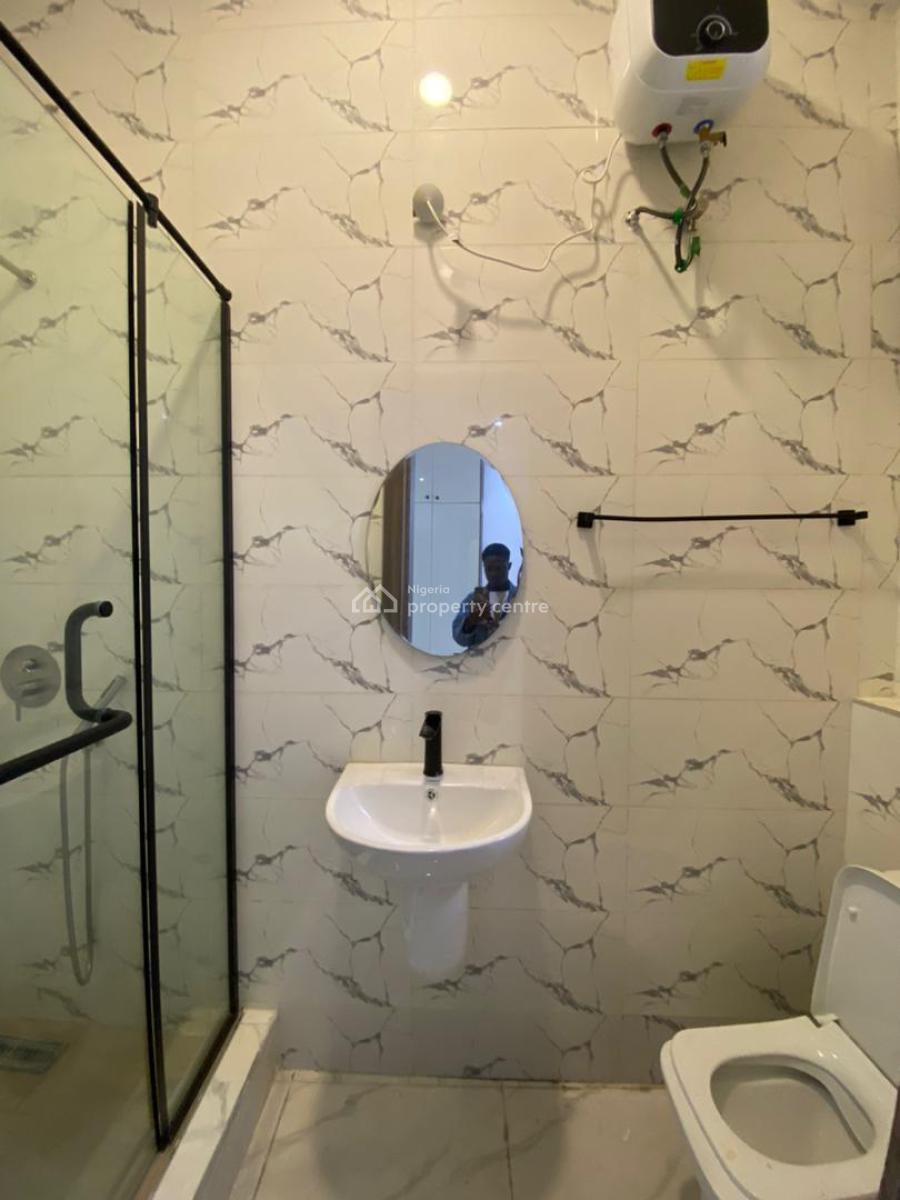 3 Bedroom Apartment, Lekki Phase 1, Lekki, Lagos, Flat / Apartment for Sale