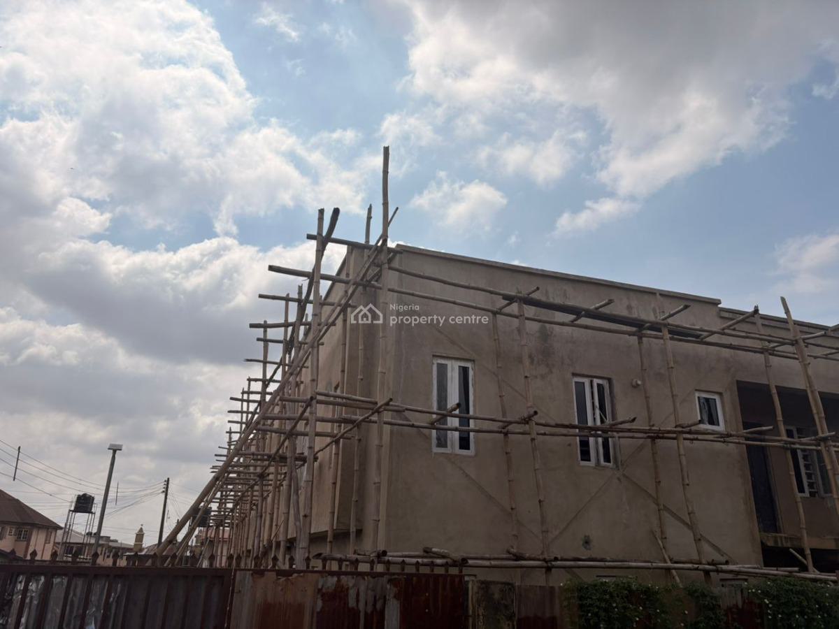 4 Units of 3 Bedroom Flats Suitable for Airbnb, Orogun By University Second Gate, Ibadan, Oyo, Block of Flats for Sale