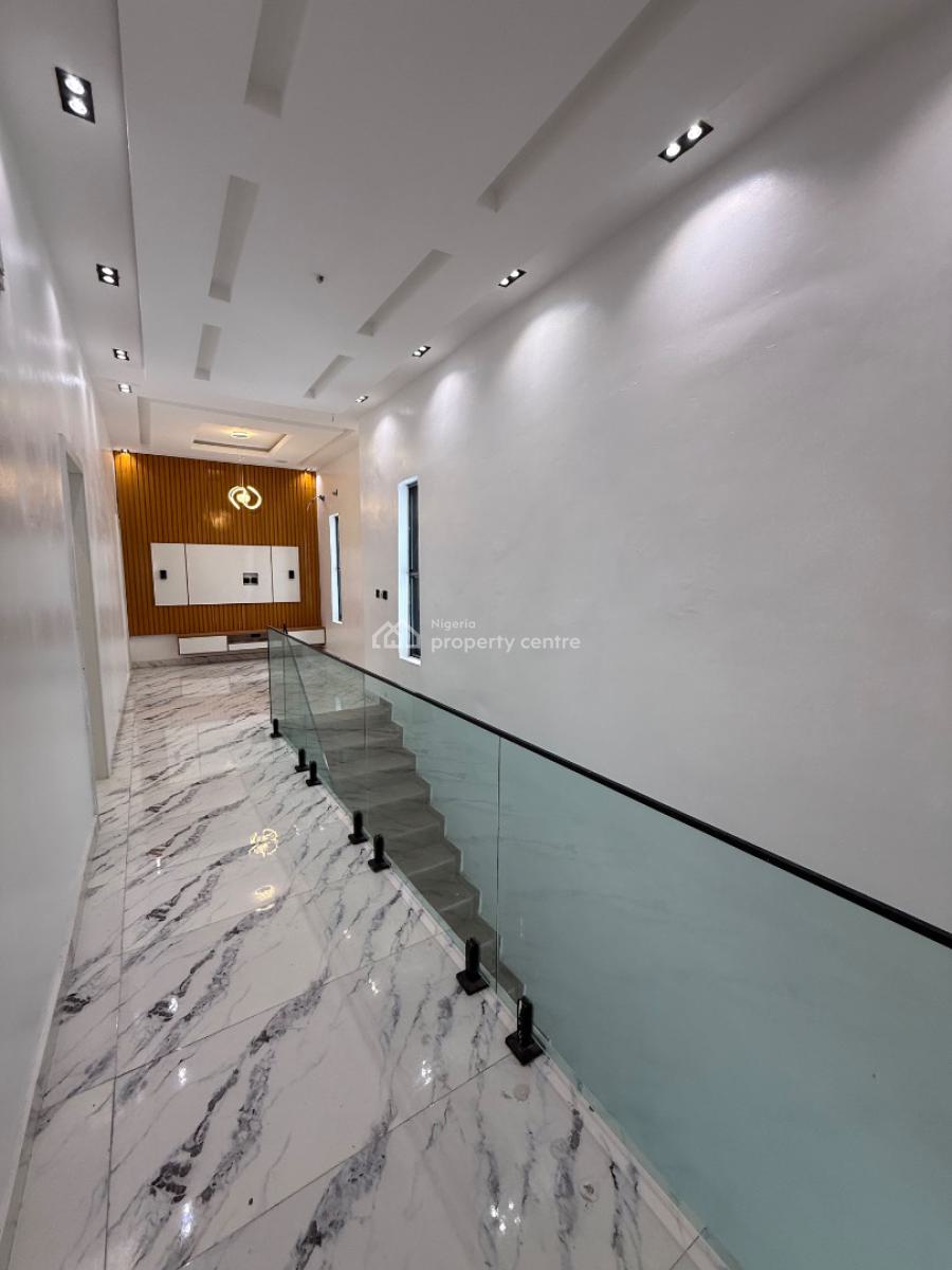 5 Bedroom Fully Detached Duplex with Swimming Pool for Distress, Lekki Palm/capatian Court Estate, Ajah, Lagos, Detached Duplex for Sale