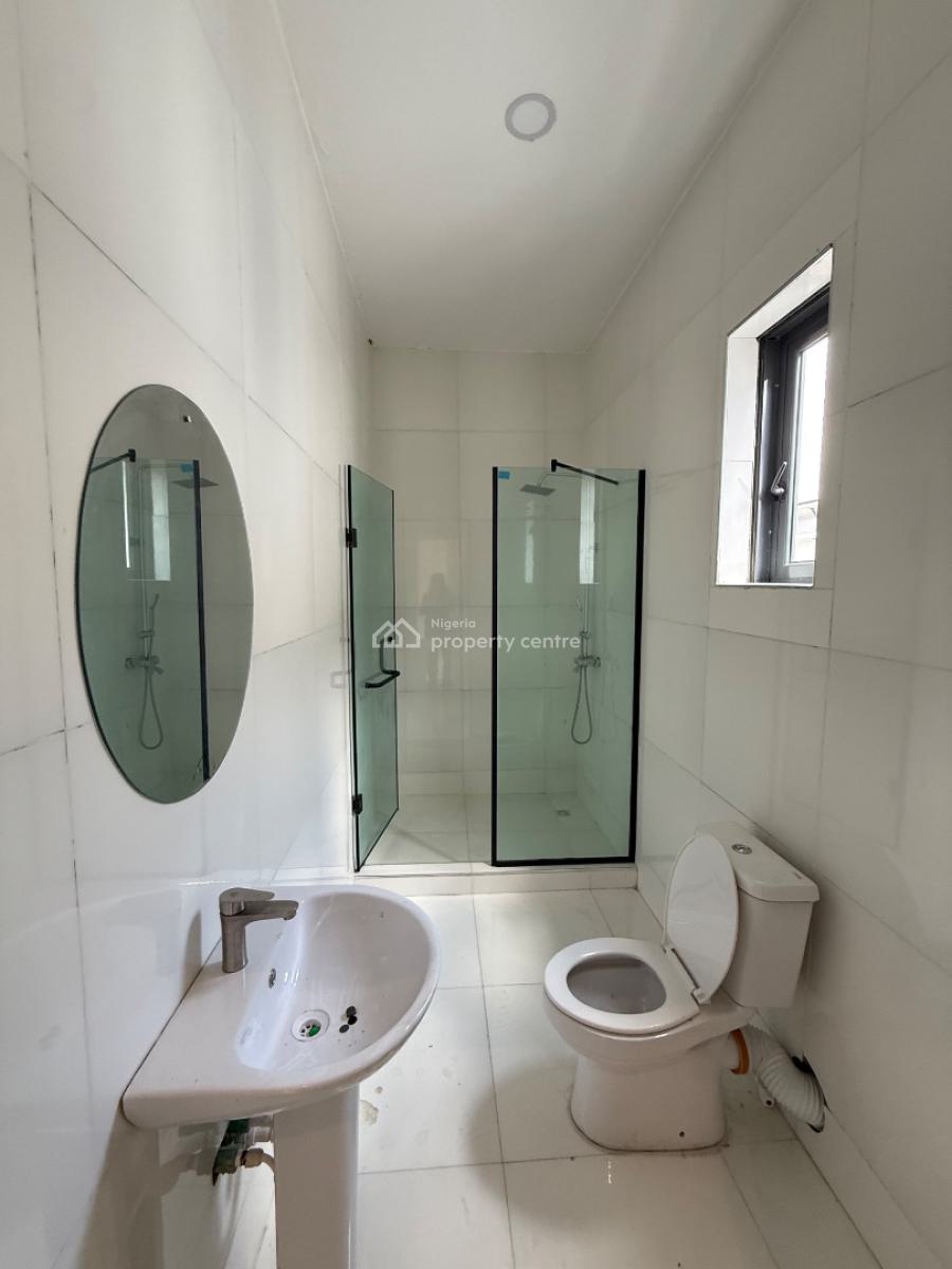 5 Bedroom Fully Detached Duplex with Swimming Pool for Distress, Lekki Palm/capatian Court Estate, Ajah, Lagos, Detached Duplex for Sale