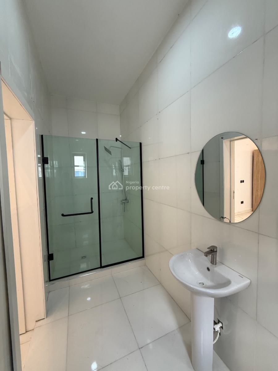 5 Bedroom Fully Detached Duplex with Swimming Pool for Distress, Lekki Palm/capatian Court Estate, Ajah, Lagos, Detached Duplex for Sale