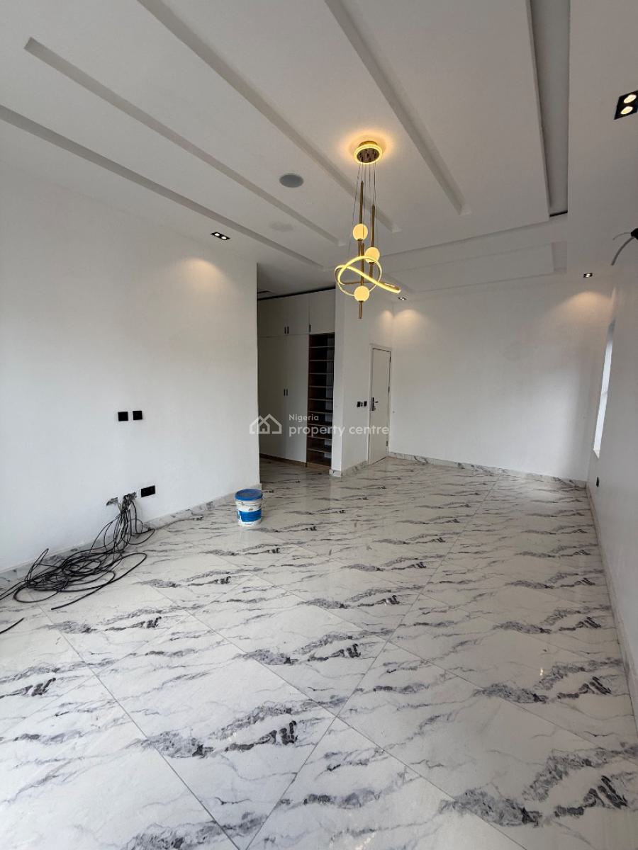 5 Bedroom Fully Detached Duplex with Swimming Pool for Distress, Lekki Palm/capatian Court Estate, Ajah, Lagos, Detached Duplex for Sale