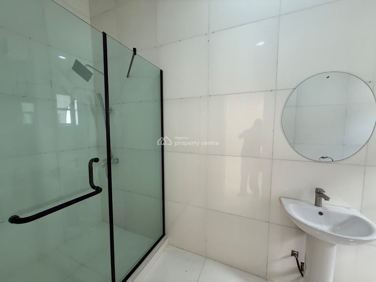 5 Bedroom Fully Detached Duplex with Swimming Pool for Distress, Lekki Palm/capatian Court Estate, Ajah, Lagos, Detached Duplex for Sale