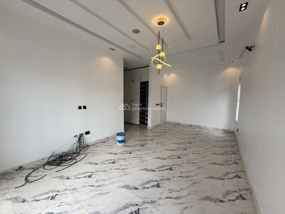 5 Bedroom Fully Detached Duplex with Swimming Pool for Distress, Lekki Palm/capatian Court Estate, Ajah, Lagos, Detached Duplex for Sale