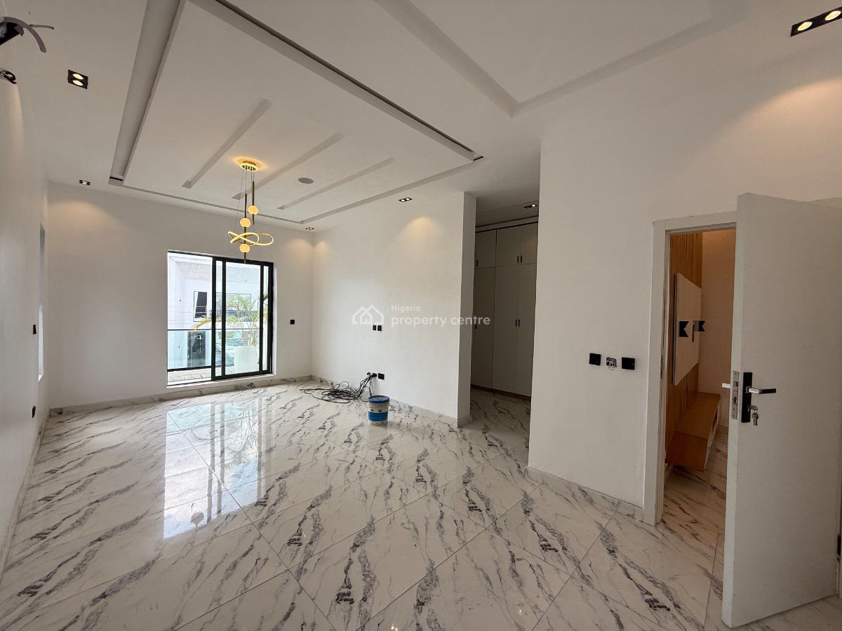 5 Bedroom Fully Detached Duplex with Swimming Pool for Distress, Lekki Palm/capatian Court Estate, Ajah, Lagos, Detached Duplex for Sale