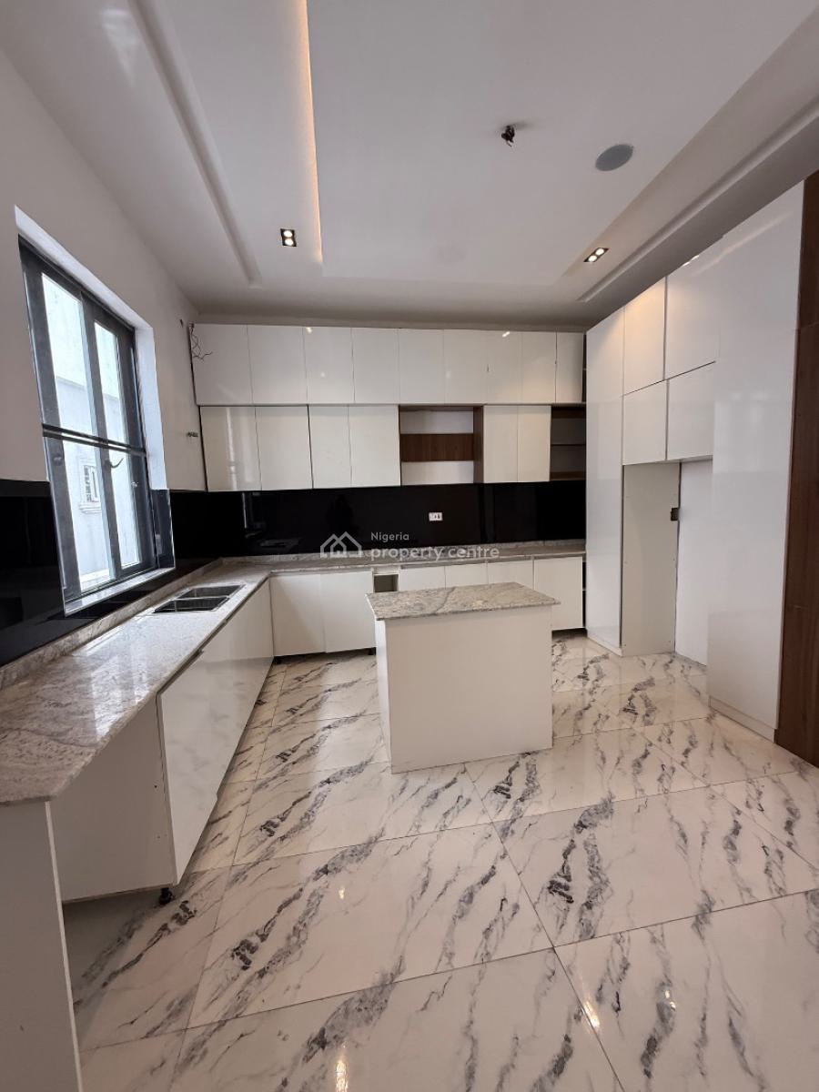 5 Bedroom Fully Detached Duplex with Swimming Pool for Distress, Lekki Palm/capatian Court Estate, Ajah, Lagos, Detached Duplex for Sale