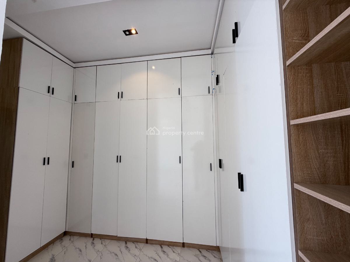 5 Bedroom Fully Detached Duplex with Swimming Pool for Distress, Lekki Palm/capatian Court Estate, Ajah, Lagos, Detached Duplex for Sale