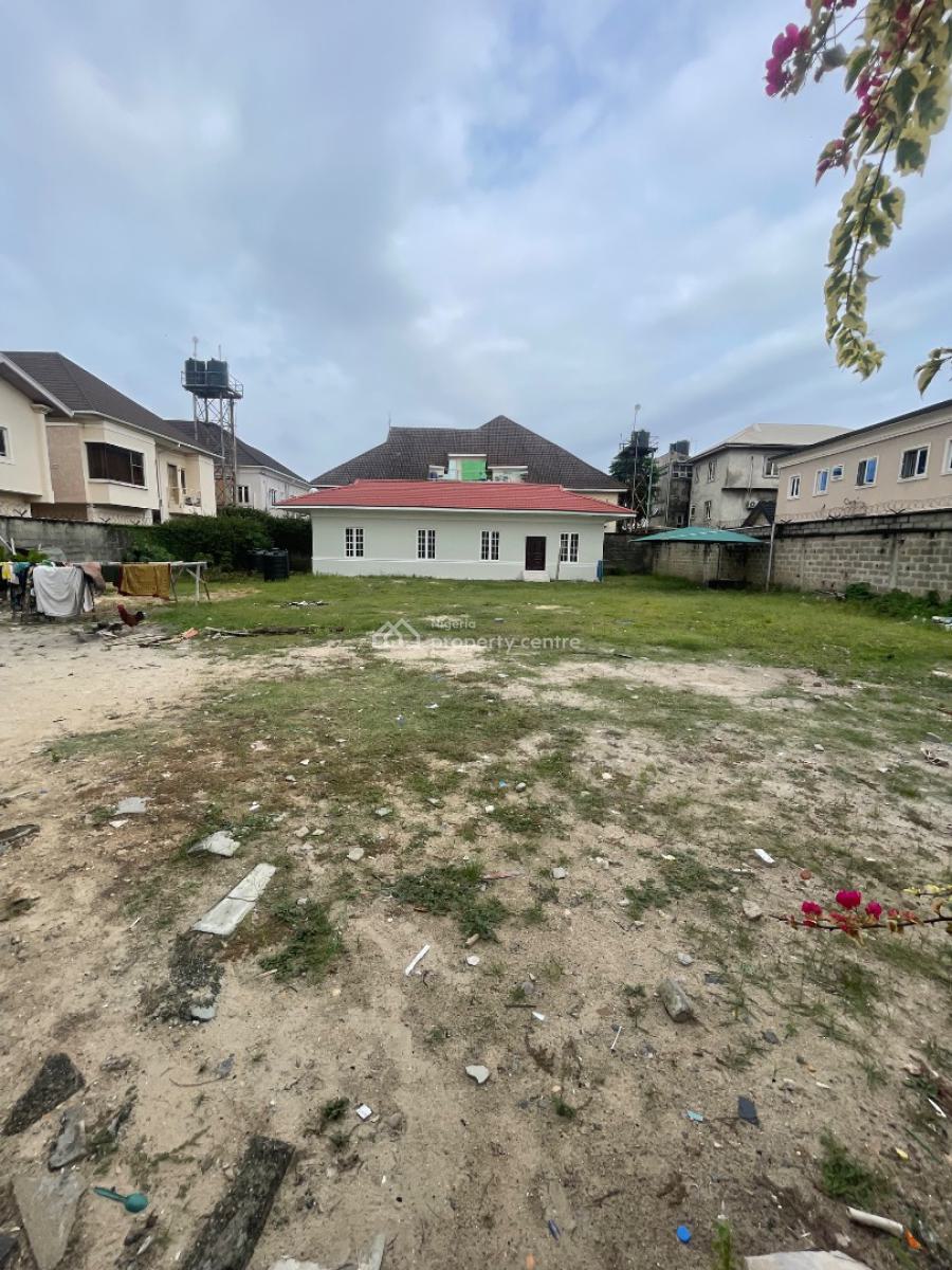 Fenced and Gated 1200sqm Land with Office, Right Side of Tf Kuboye Road, By Pinnacle Filling Station, Lekki Phase 1, Lekki, Lagos, Mixed-use Land for Rent