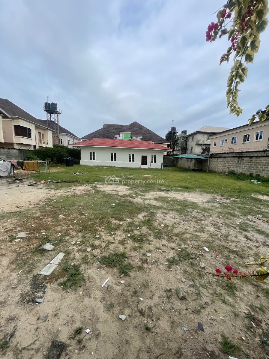 Fenced and Gated 1200sqm Land with Office, Right Side of Tf Kuboye Road, By Pinnacle Filling Station, Lekki Phase 1, Lekki, Lagos, Mixed-use Land for Rent