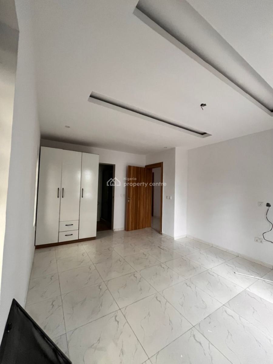 Luxurious 3 Bedroom Apartment, Royal Gardens, Ajah, Lagos, Flat / Apartment for Rent