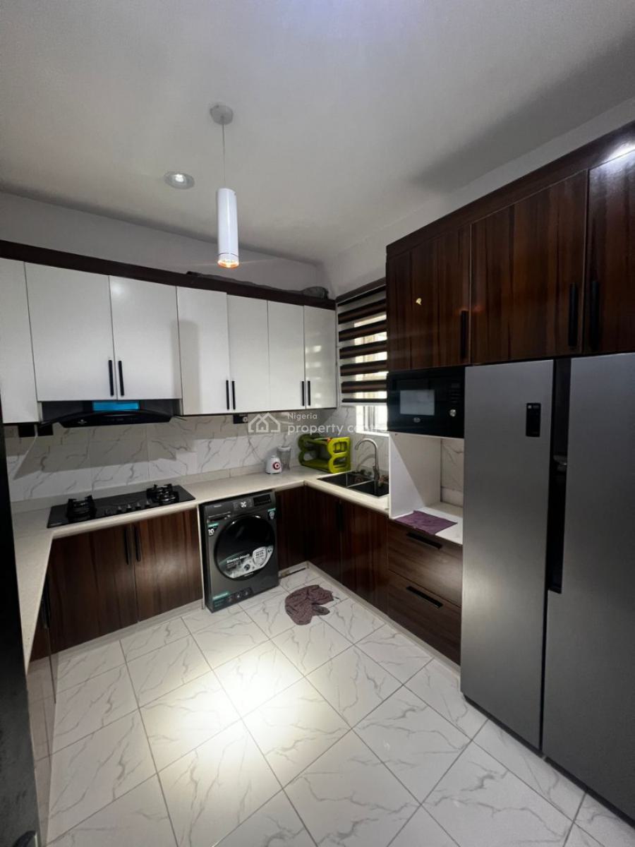 2 Bedroom Apartment, Bella Court, Freedom Way, Lekki, Lagos, Block of Flats for Sale