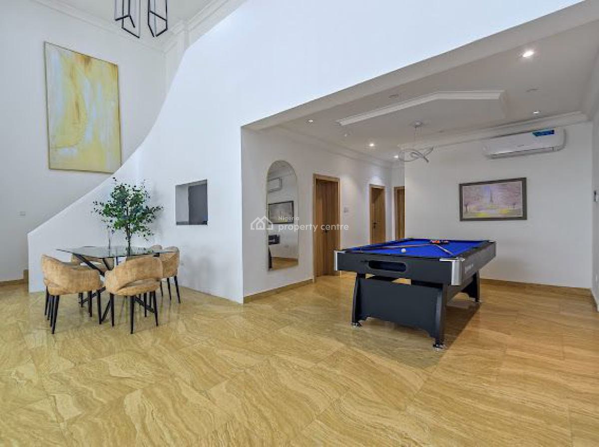 Nicely Furnished 4 Bedroom Apartment, Ikoyi, Lagos, Flat / Apartment Short Let