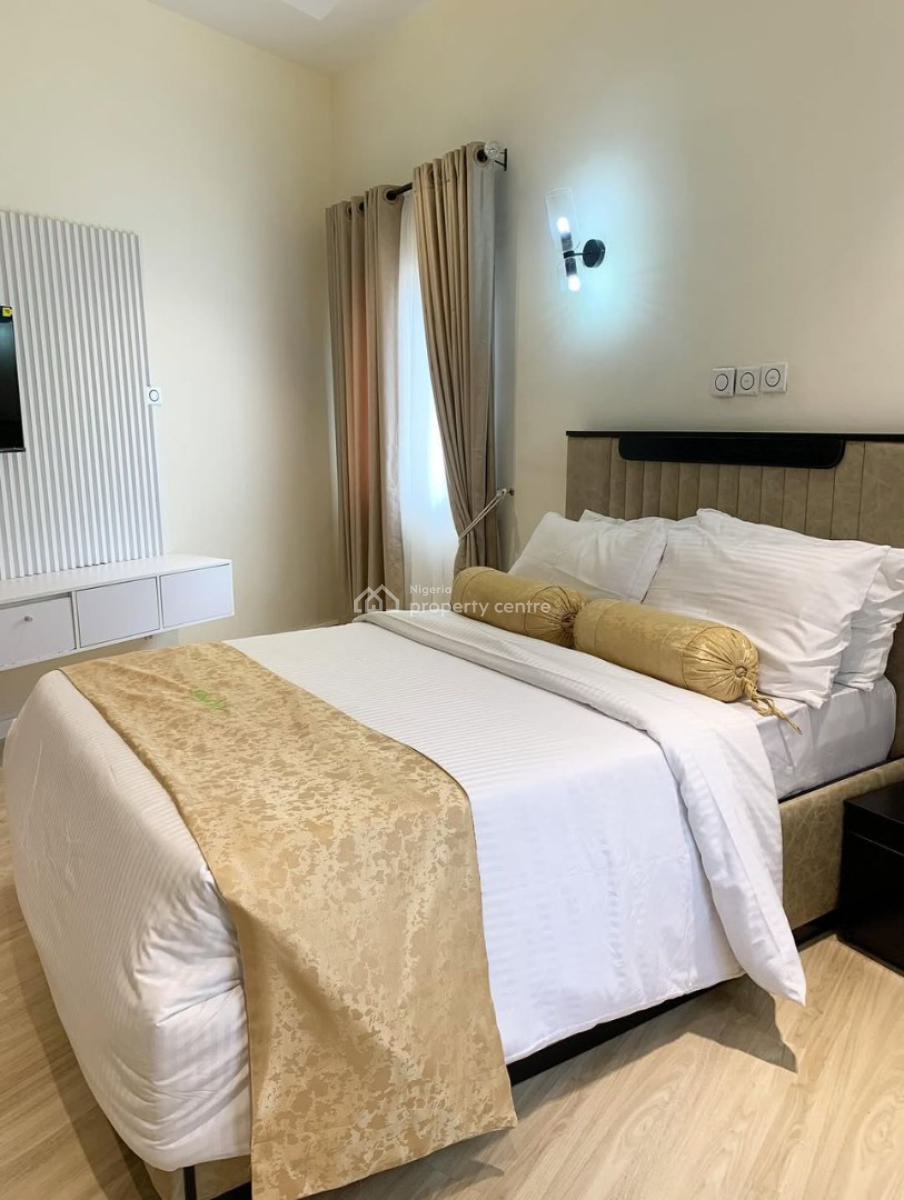 Eunice Beautiful 2 Bedroom Apartment Wit Complimentary Breakfast & Gym, Maitama District, Abuja, Flat / Apartment Short Let