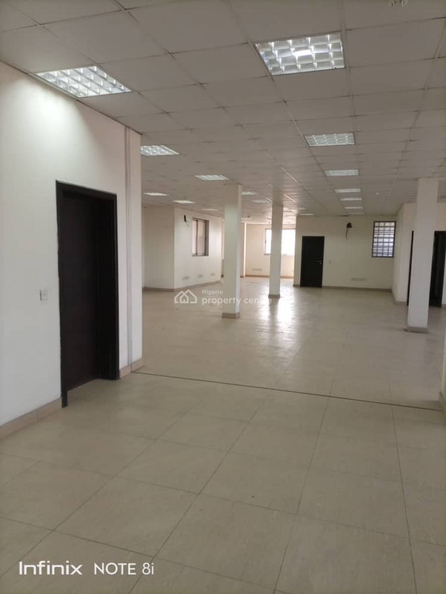 Open Plan Office Space 	-	Size: 288 Sqm, Oniru, Victoria Island (vi), Lagos, Office Space for Rent