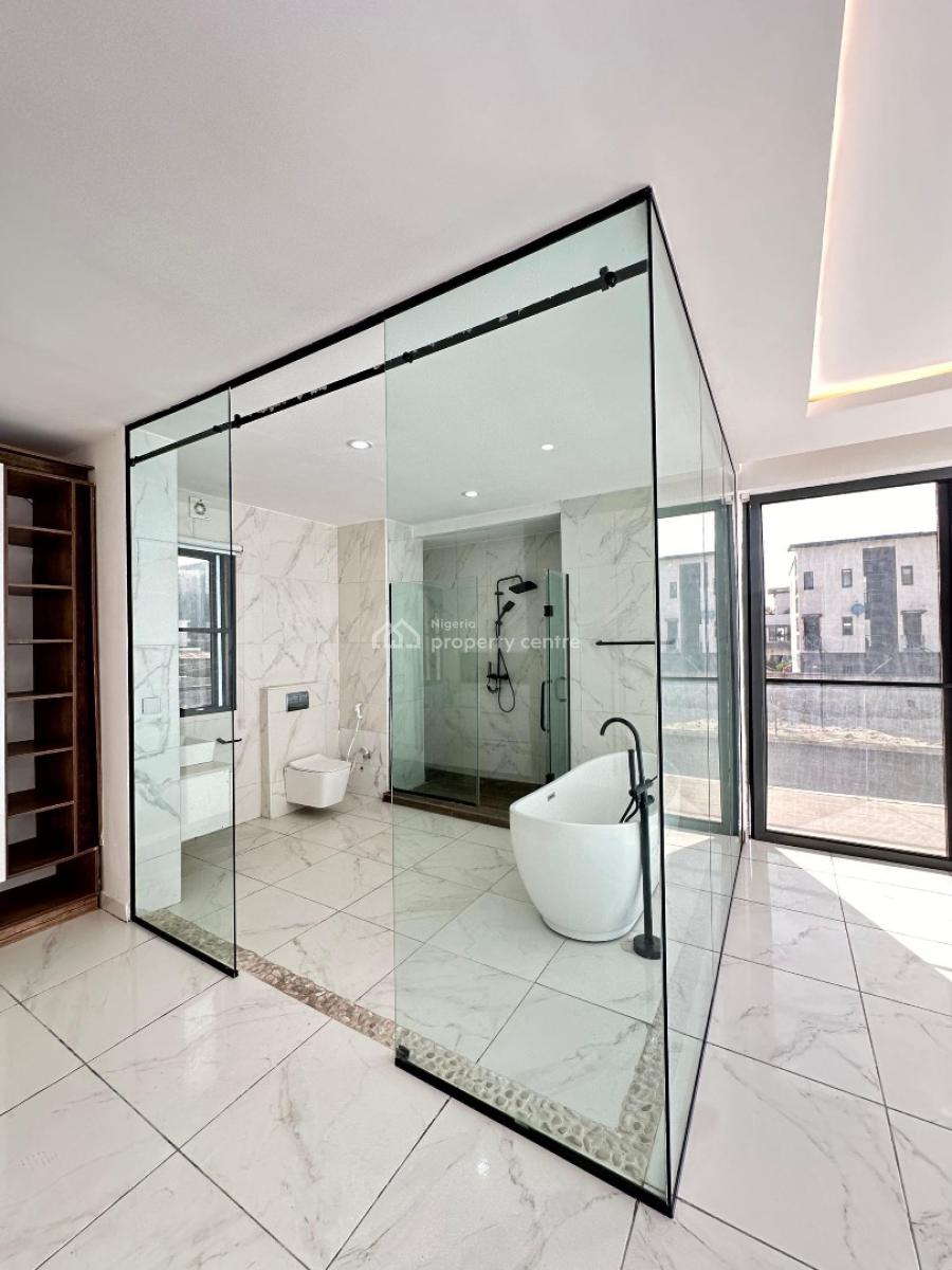 Elegantly Built 4 Bedroom Maisonette with Bq, Oniru, Victoria Island (vi), Lagos, Block of Flats for Sale