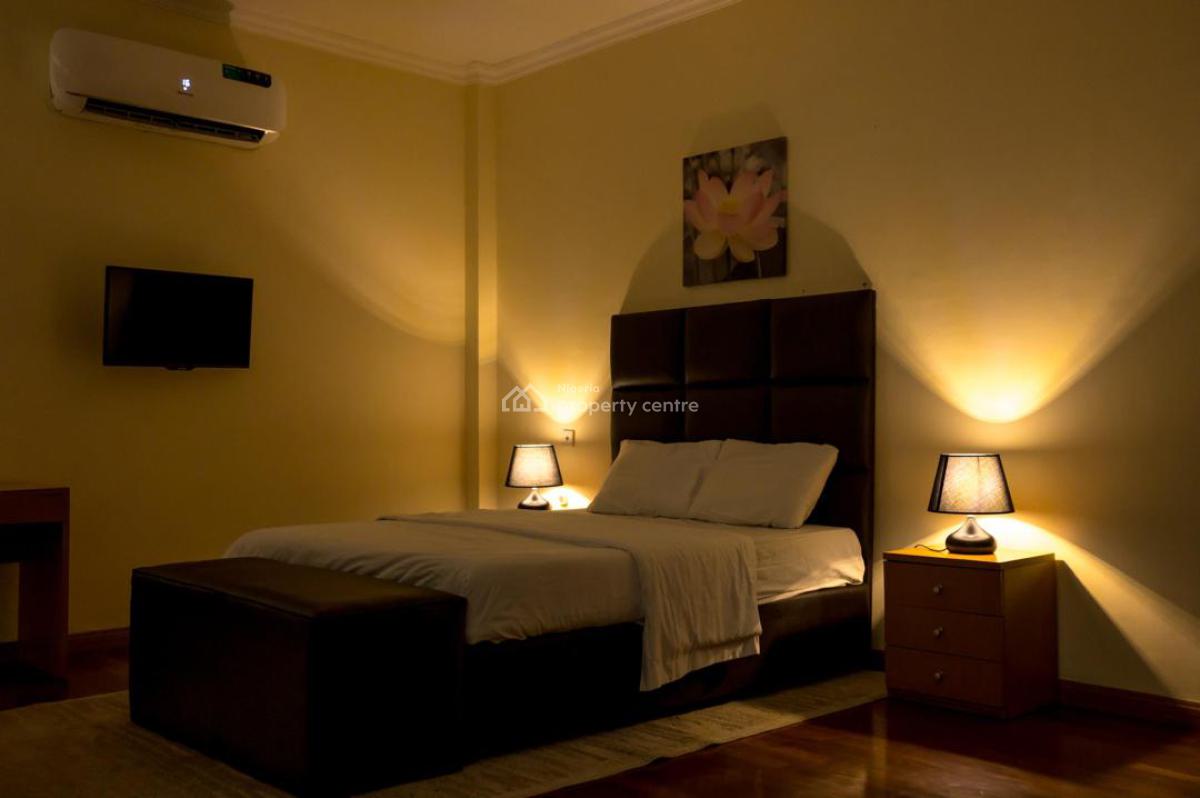 Nicely Furished 3 Bedroom Apartment, Ikoyi, Lagos, Flat / Apartment Short Let