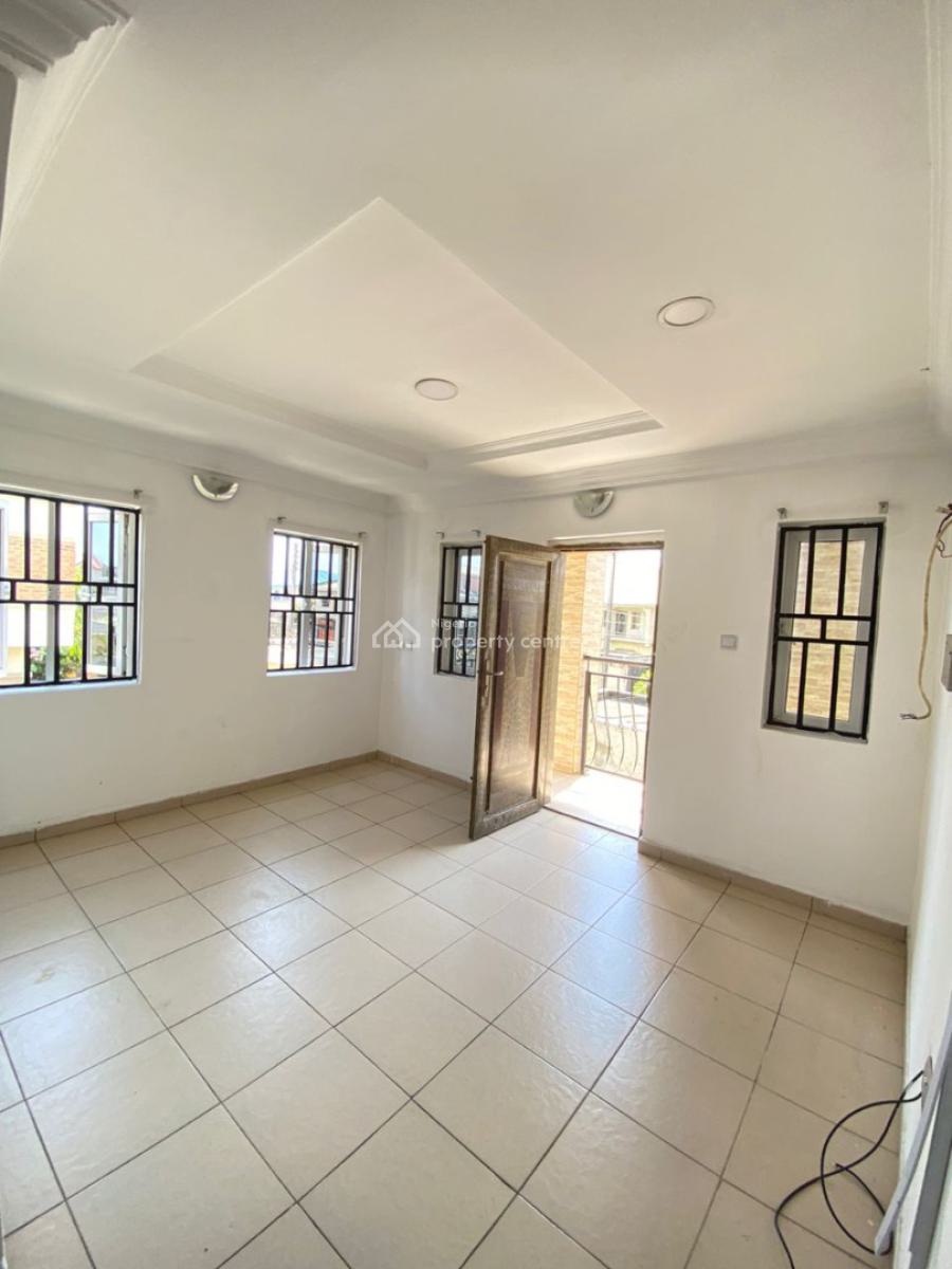 Commercial 4 Bedroom Duplex, Lekki Phase 1, Lekki, Lagos, Detached Duplex for Rent