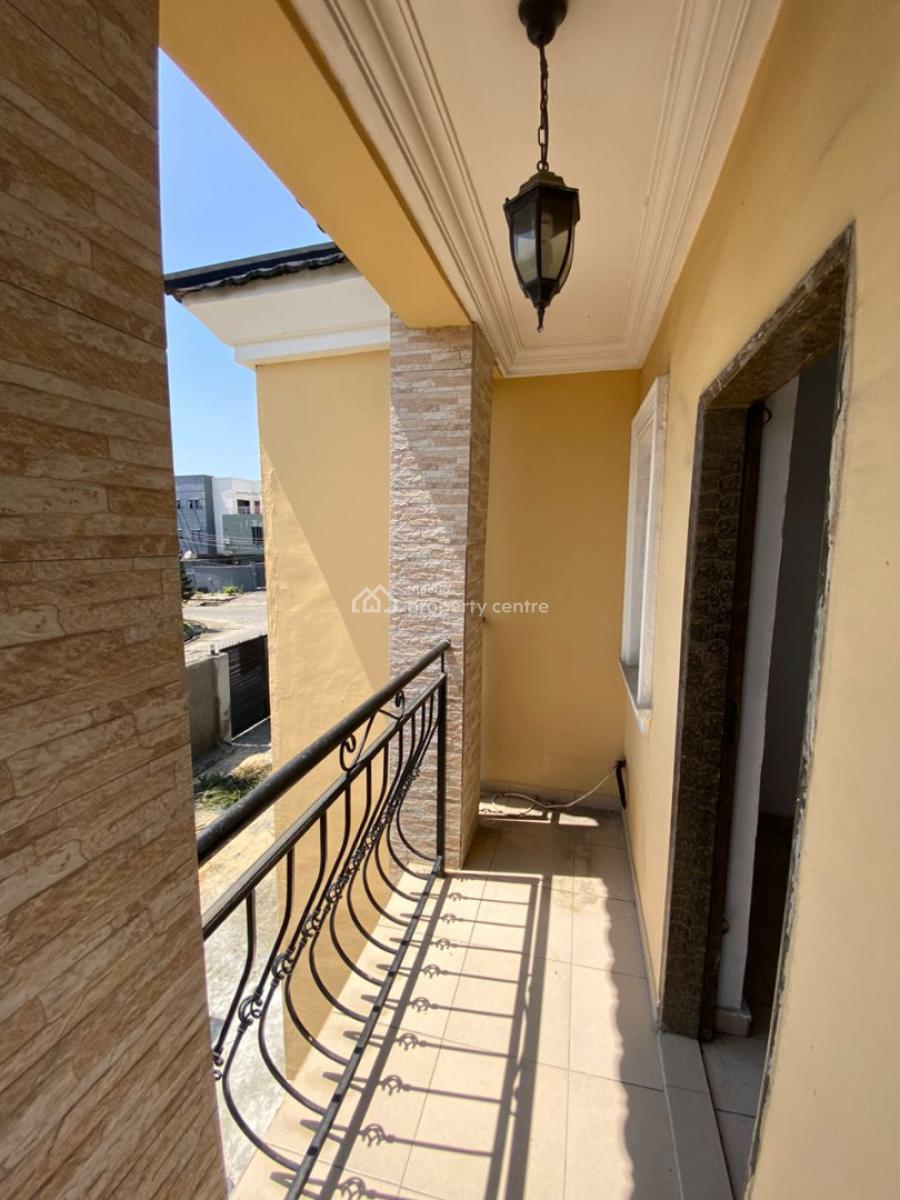 Commercial 4 Bedroom Duplex, Lekki Phase 1, Lekki, Lagos, Detached Duplex for Rent