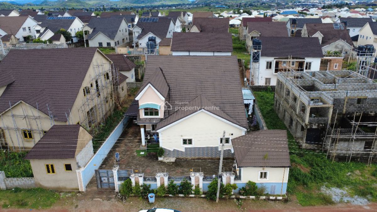 Furnished 5 Bedroom Duplex in Kyc Estate, Kyc Estate, Lugbe, Abuja., Lugbe District, Abuja, Detached Duplex for Sale