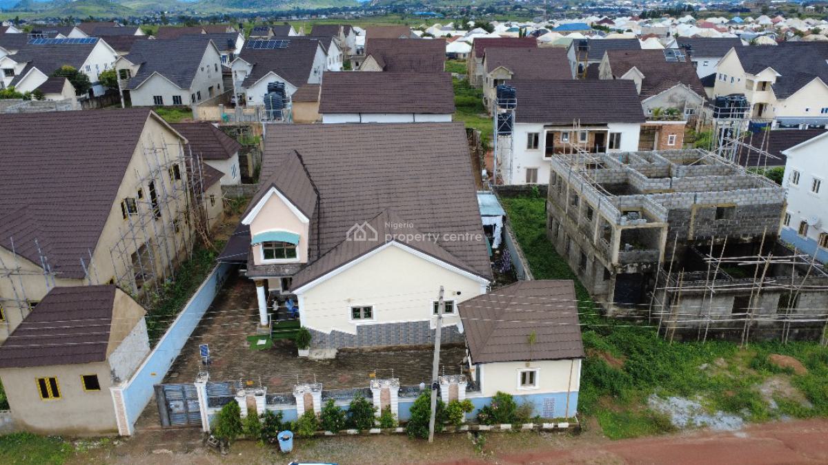 Furnished 5 Bedroom Duplex in Kyc Estate, Kyc Estate, Lugbe, Abuja., Lugbe District, Abuja, Detached Duplex for Sale