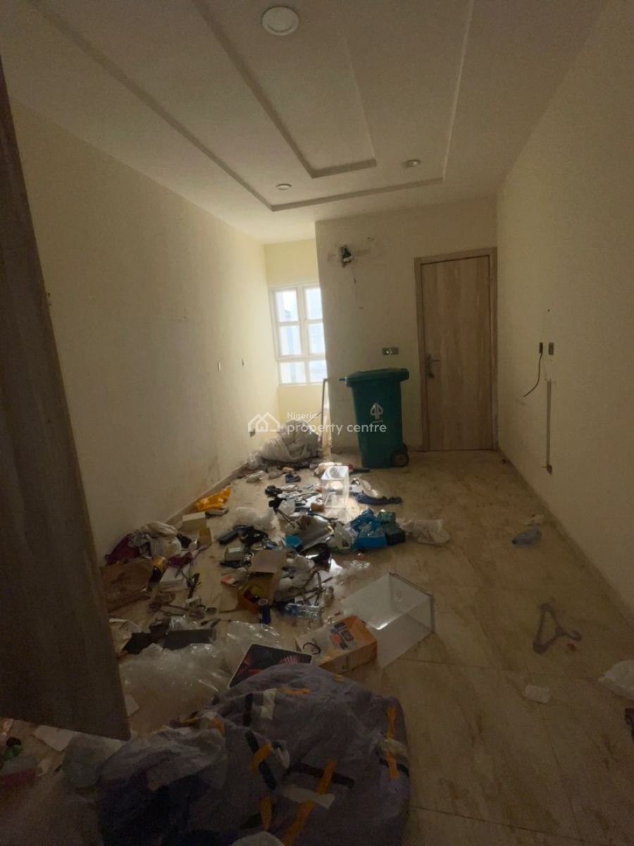 Spacious Semi Masters Room, Victoria Bay Estate,  Orchid Road Eleganza Bustop, Lekki Phase 2, Lekki, Lagos, Self Contain (single Rooms) for Rent
