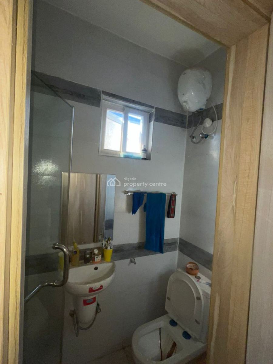 Spacious Semi Masters Room, Victoria Bay Estate,  Orchid Road Eleganza Bustop, Lekki Phase 2, Lekki, Lagos, Self Contain (single Rooms) for Rent