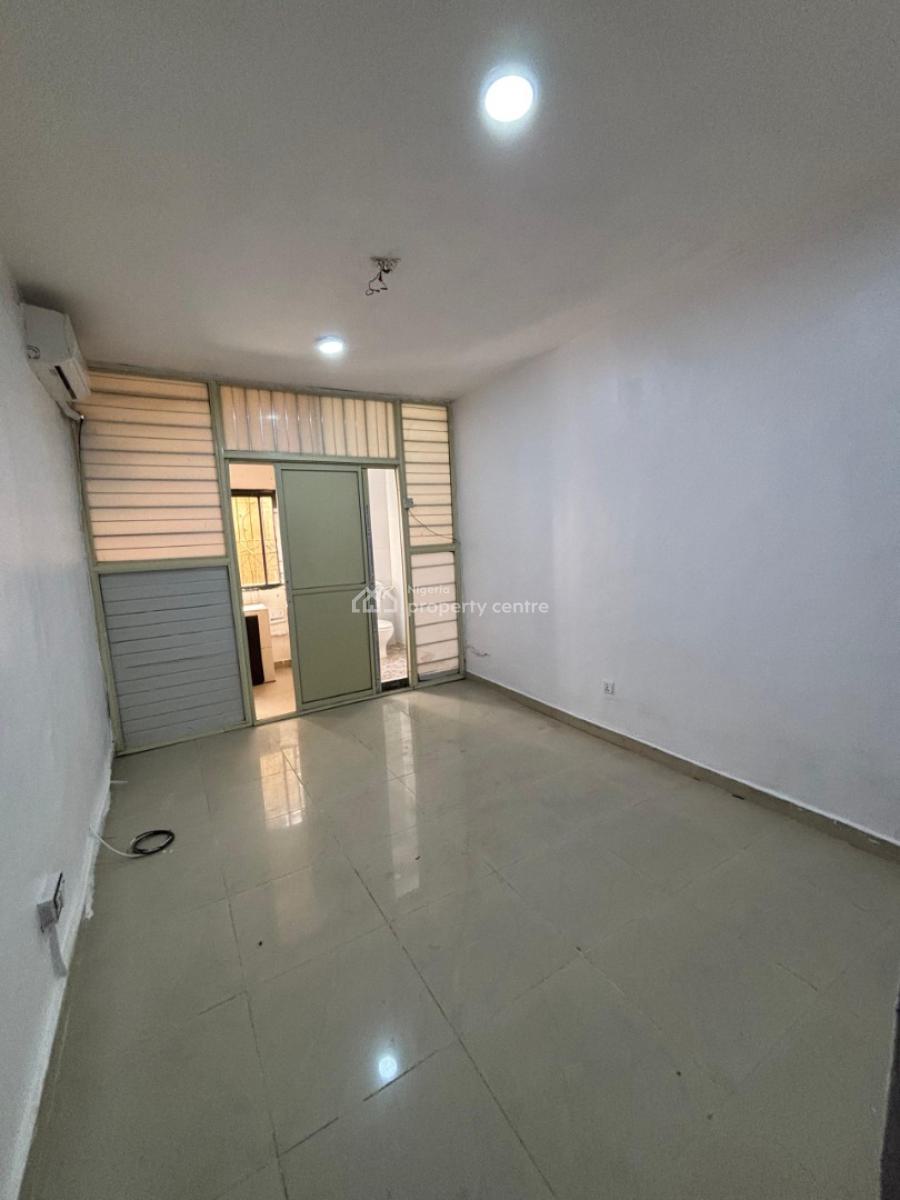 Spacious Room Self Con, Osapa, Lekki, Lagos, Self Contain (single Rooms) for Rent
