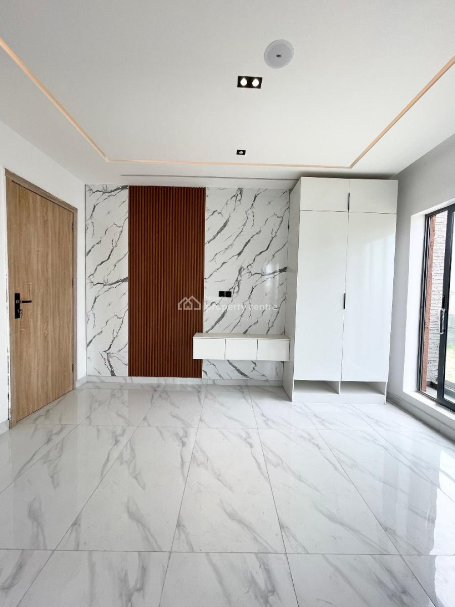 2 Bedroom Flat, Off Con Oil Filling Station, Ikate Elegushi, Lekki, Lagos, Flat / Apartment for Rent