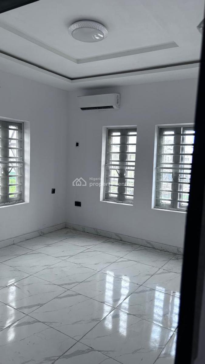 One-bedroom Apartments with Guest Toilets, Off Alpha Beach Road, New Road, Lekki, Lagos, Flat / Apartment for Rent