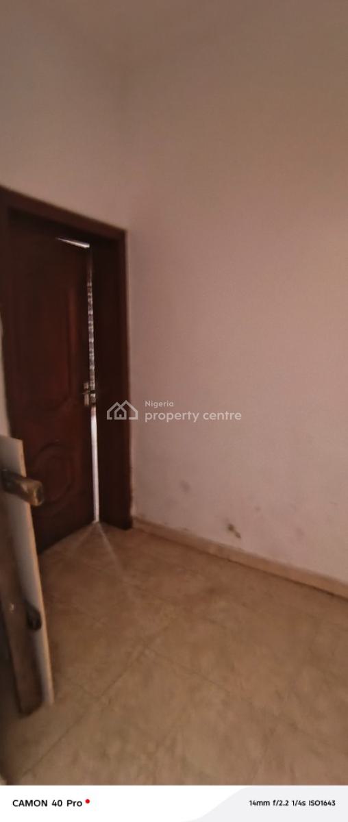 Small Bq Room, Lekki Conservation Road, Lekki, Lagos, Self Contain (single Rooms) for Rent