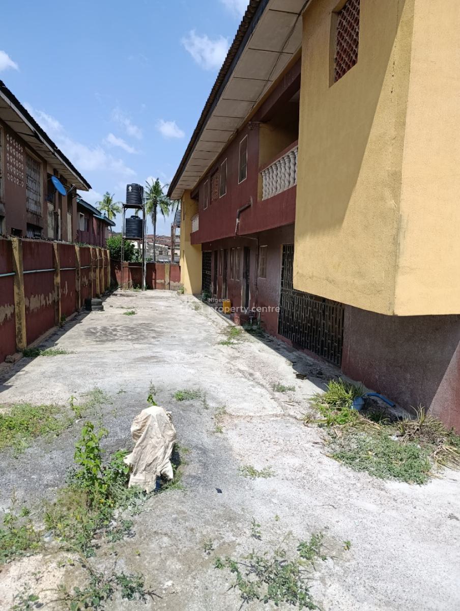 4 Units of 3 Bedroom Flat with Modern Facilities Facing Street Tarred, Ede Street, Molade, Alakia, Ibadan, Oyo, Block of Flats for Sale