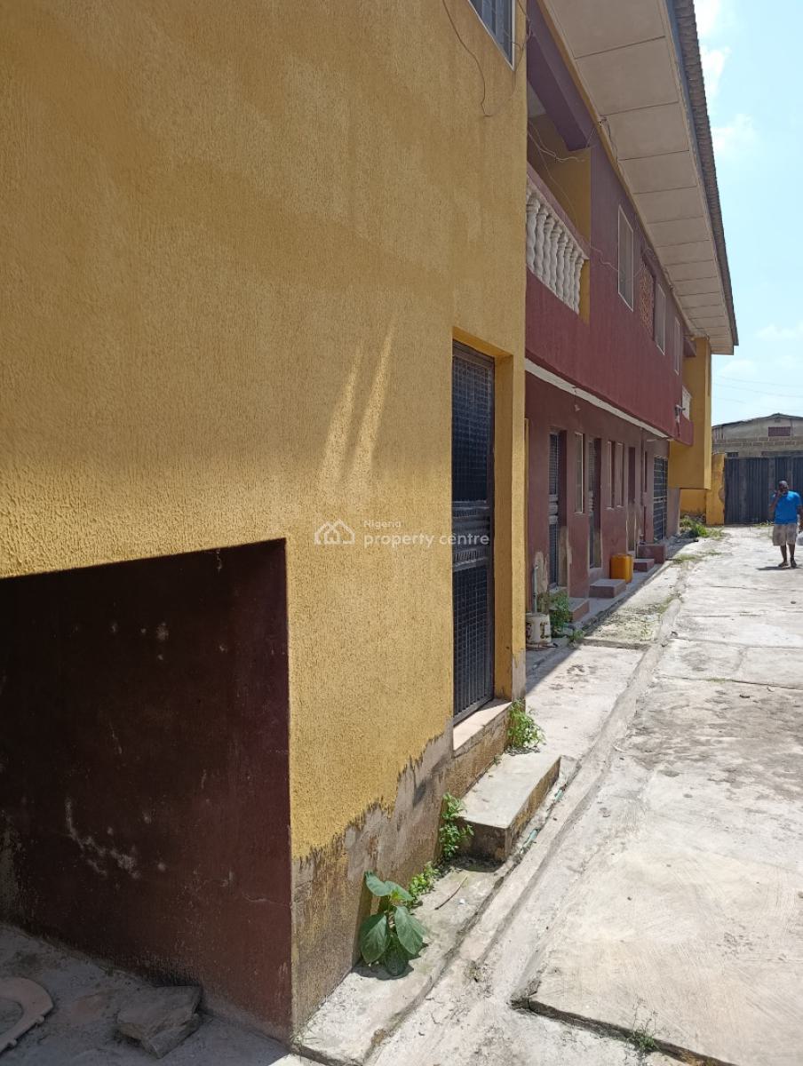 4 Units of 3 Bedroom Flat with Modern Facilities Facing Street Tarred, Ede Street, Molade, Alakia, Ibadan, Oyo, Block of Flats for Sale
