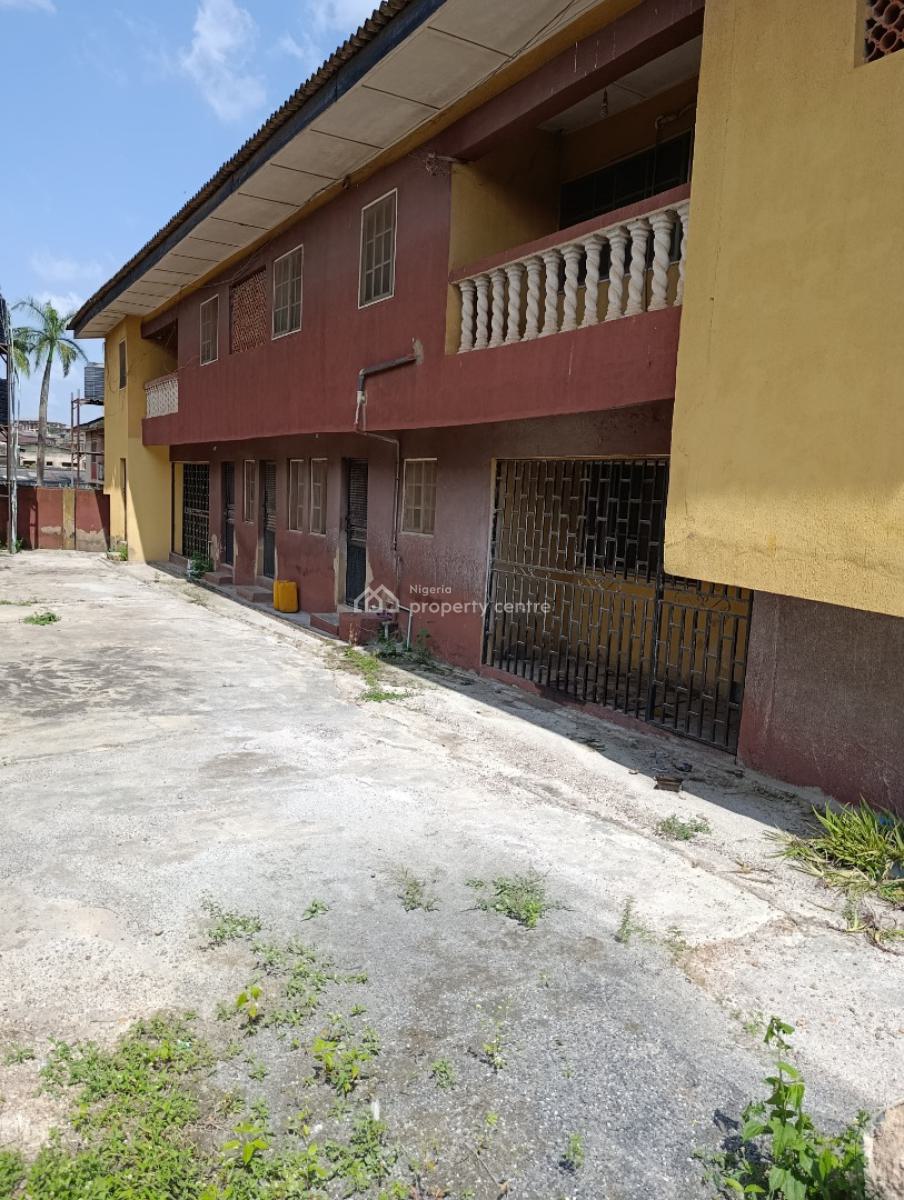 4 Units of 3 Bedroom Flat with Modern Facilities Facing Street Tarred, Ede Street, Molade, Alakia, Ibadan, Oyo, Block of Flats for Sale