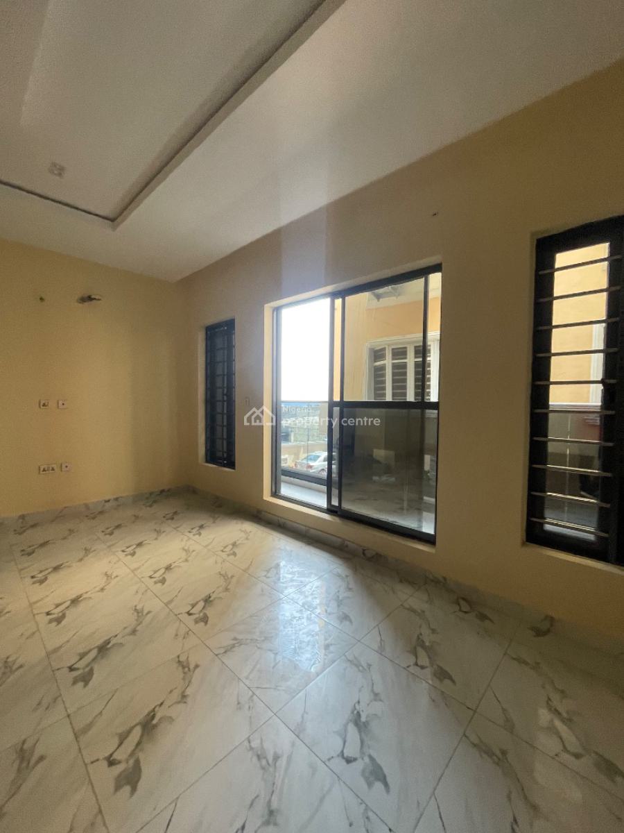 Massive Brand New 2 Bedroom Apartment, New Road, Lekki Expressway, Lekki, Lagos, Flat / Apartment for Rent