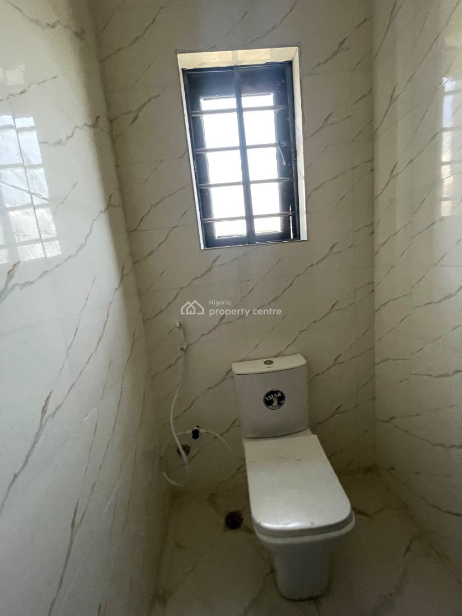 Massive Brand New 2 Bedroom Apartment, New Road, Lekki Expressway, Lekki, Lagos, Flat / Apartment for Rent