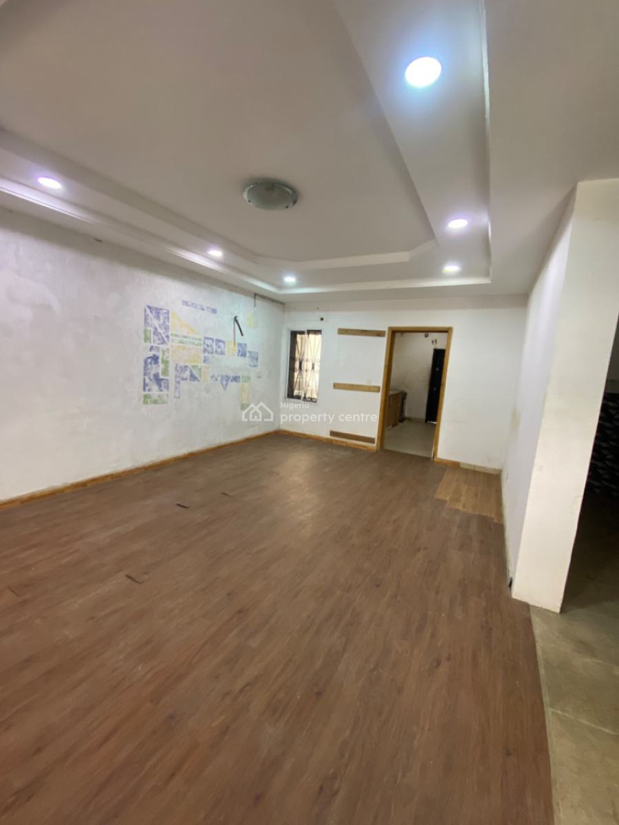 a Penthouse 3 Bedrooms Self Serviced Apartments, Ologolo, Lekki, Lagos, Flat / Apartment for Rent