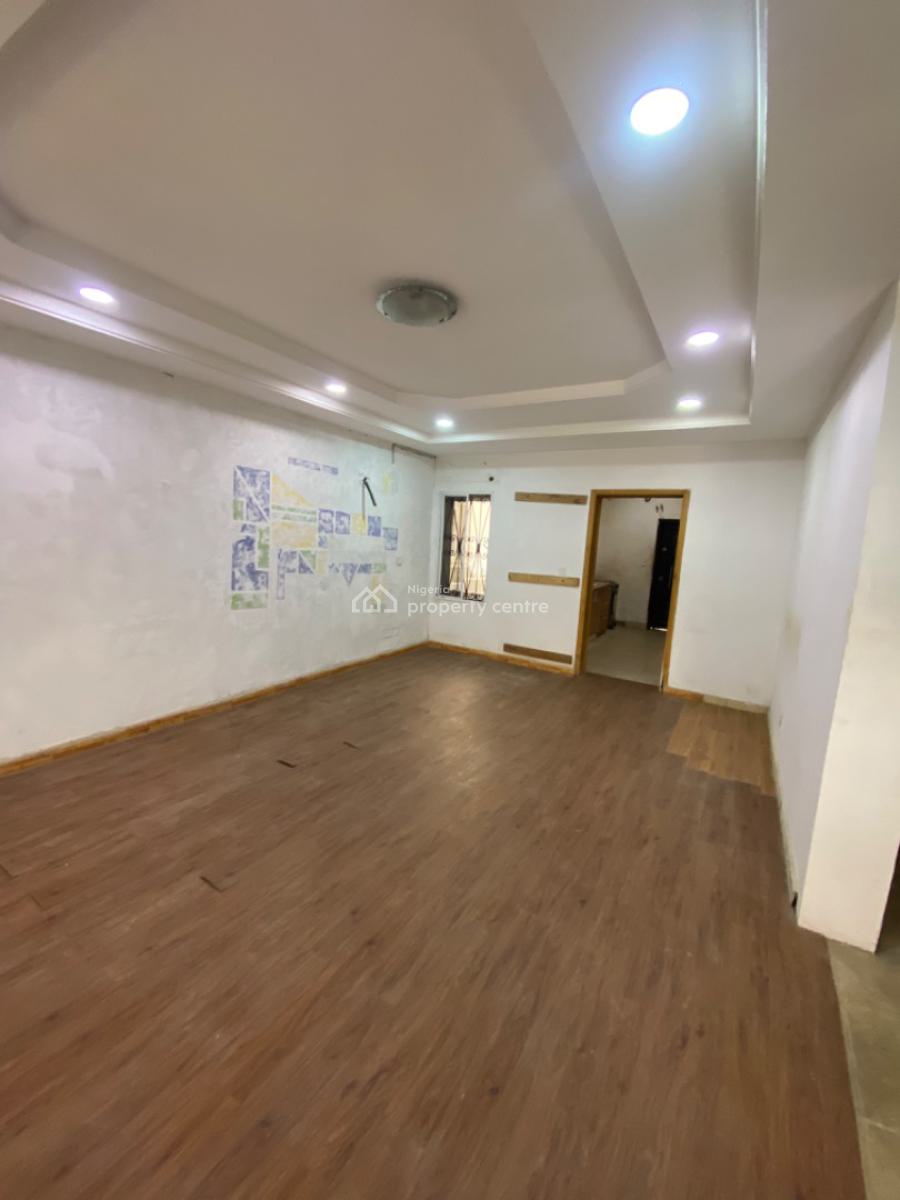 a Penthouse 3 Bedrooms Self Serviced Apartments, Ologolo, Lekki, Lagos, Flat / Apartment for Rent