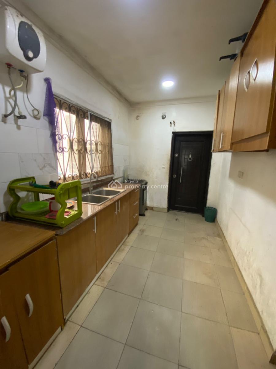 a Penthouse 3 Bedrooms Self Serviced Apartments, Ologolo, Lekki, Lagos, Flat / Apartment for Rent