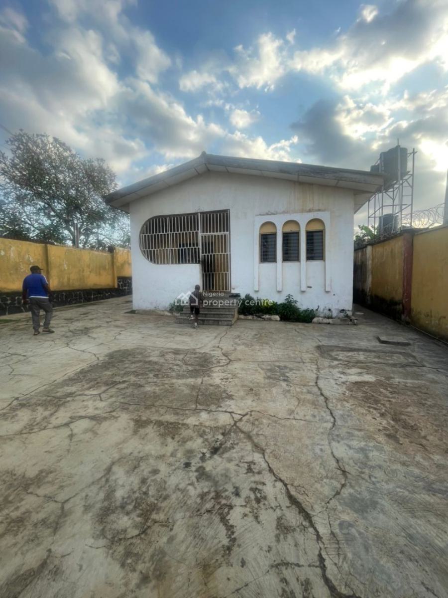 2 Bedroom Bungalow with Bq on 540sqm of Land, Ikolaba Estate, New Bodija, Ibadan, Oyo, Detached Bungalow for Sale