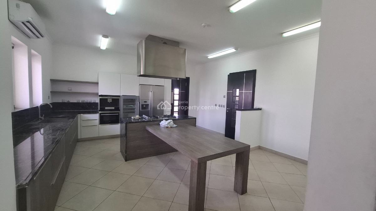 Executive 4-bedroom Penthouse, Off Adeola Adeku, Victoria Island (vi), Lagos, Flat / Apartment for Rent