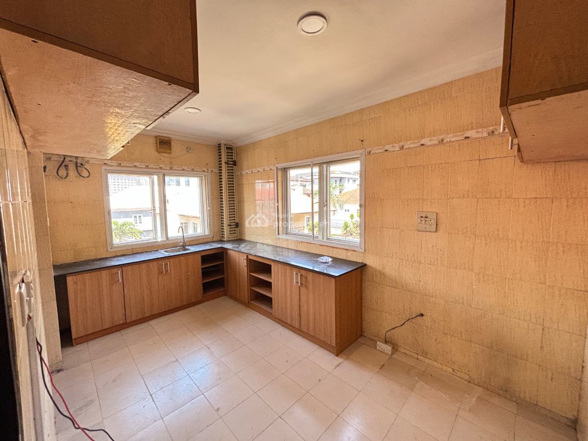 3 Bedroom Apartment with  Bq, Oniru, Victoria Island (vi), Lagos, Flat / Apartment for Rent