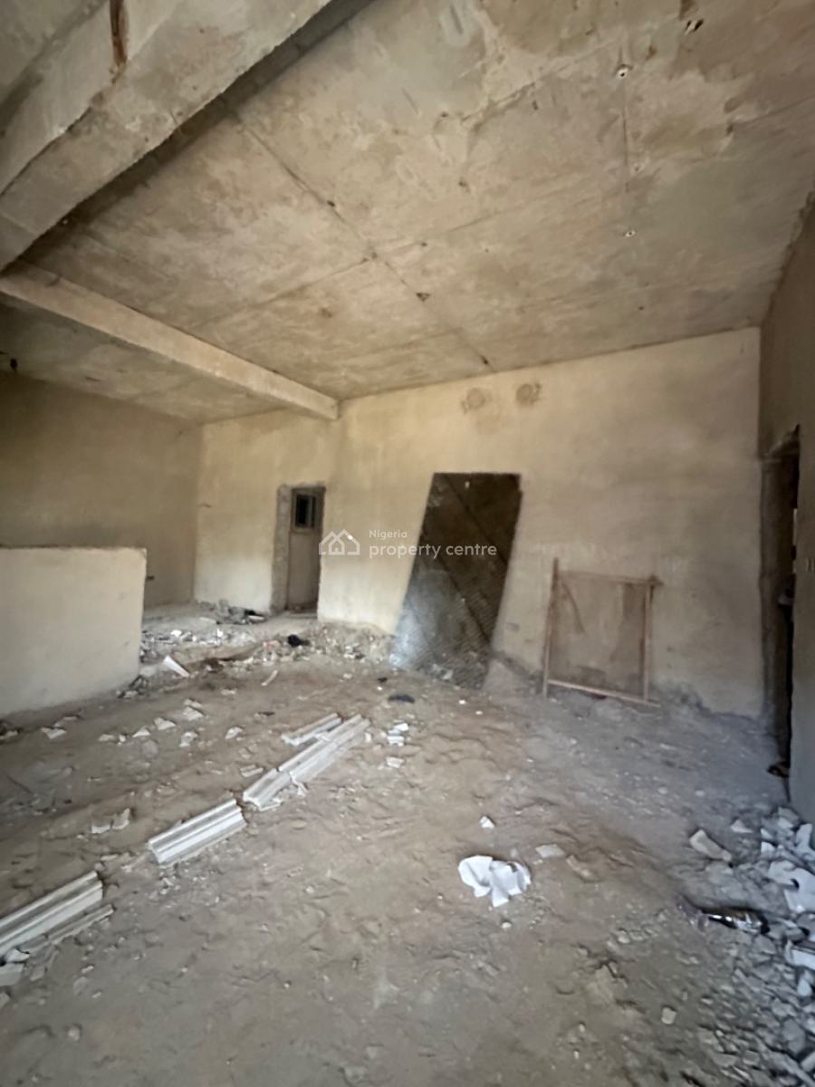 Excellent Spacious 5 Bedroom Duplex with Bq, Guzape District, Abuja, Terraced Duplex for Sale